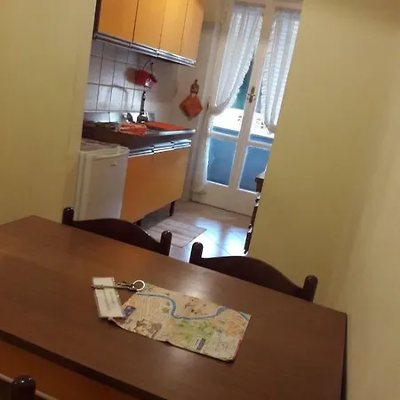 Studio 16 Apartment *